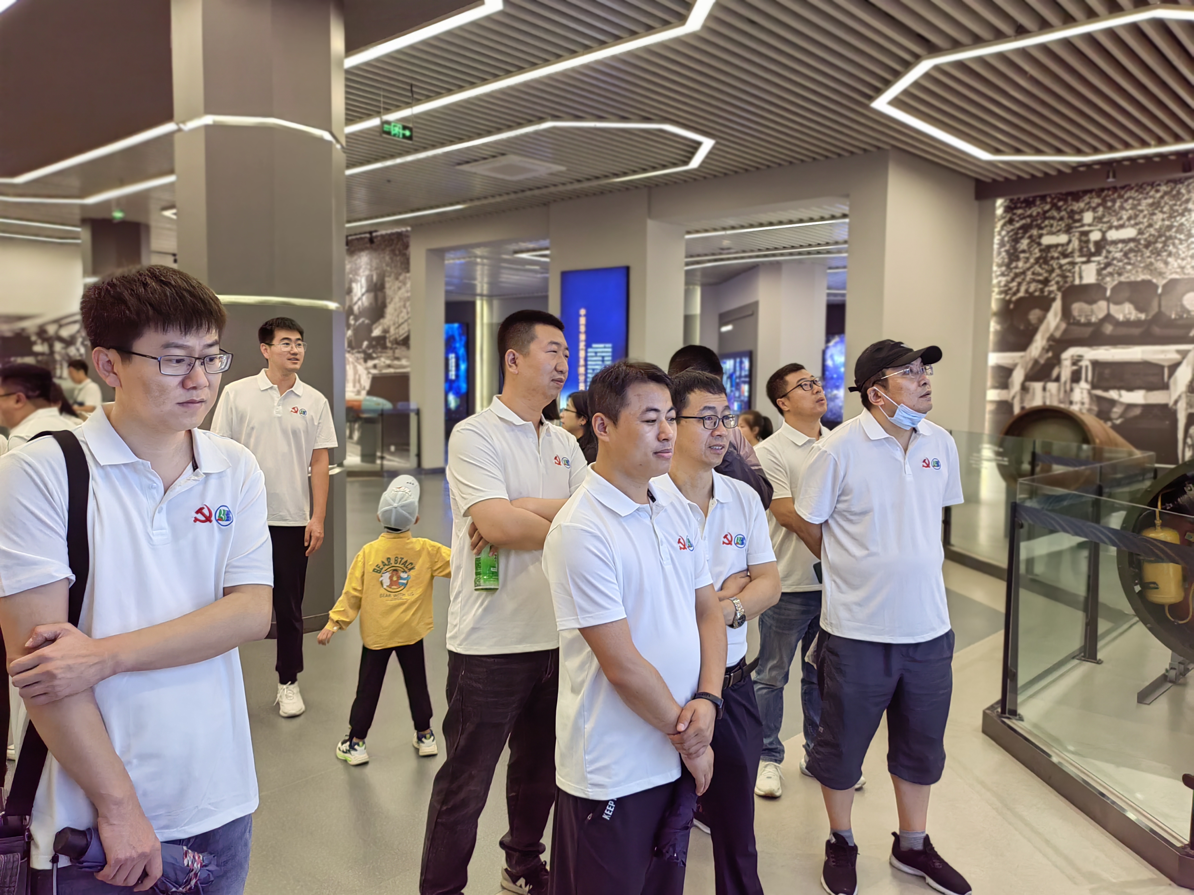 406d2485-5863-453e-88b9-a16805effb86