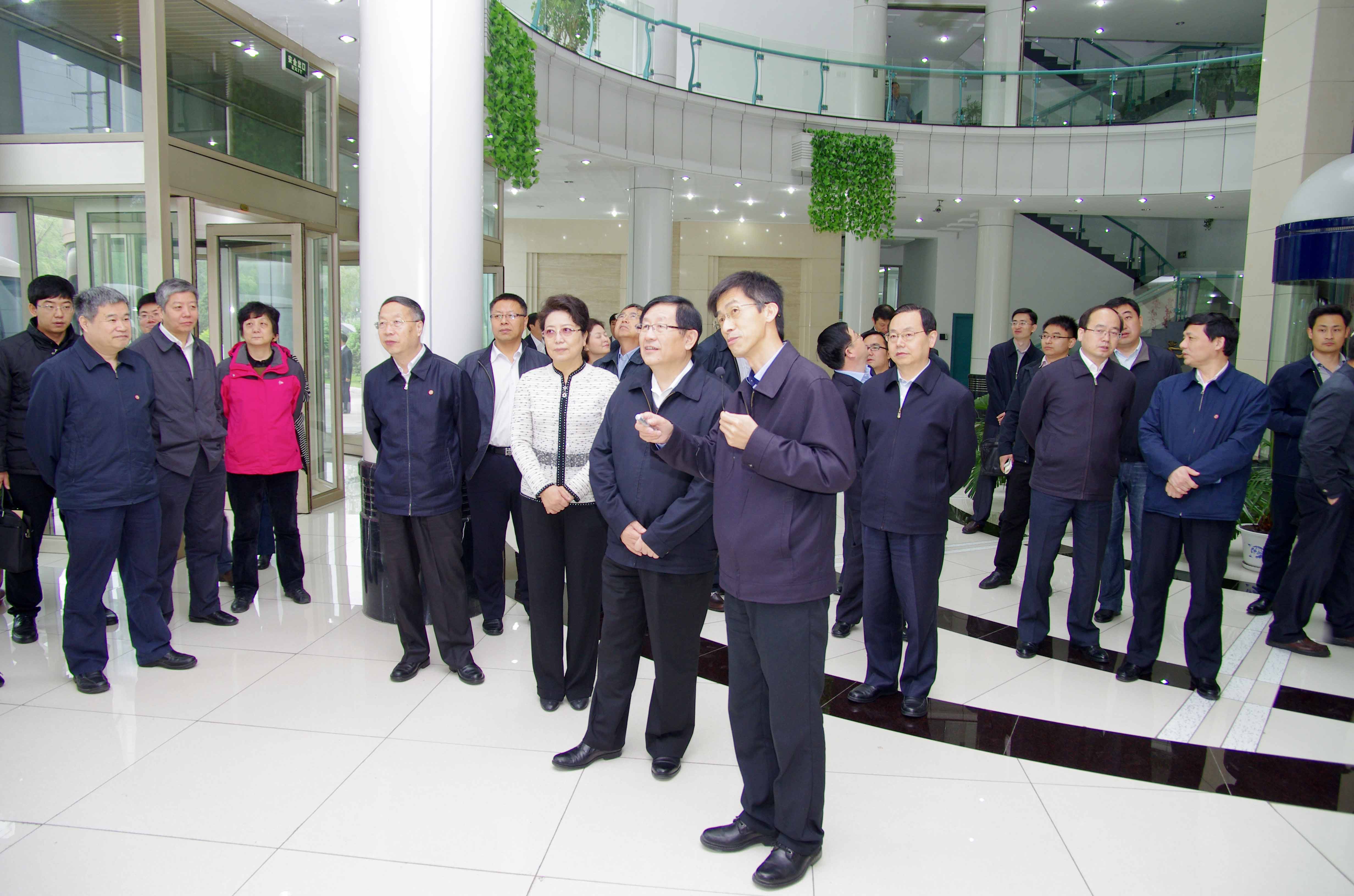 844d6c9c-041c-4c3b-9fa9-e347687714d2