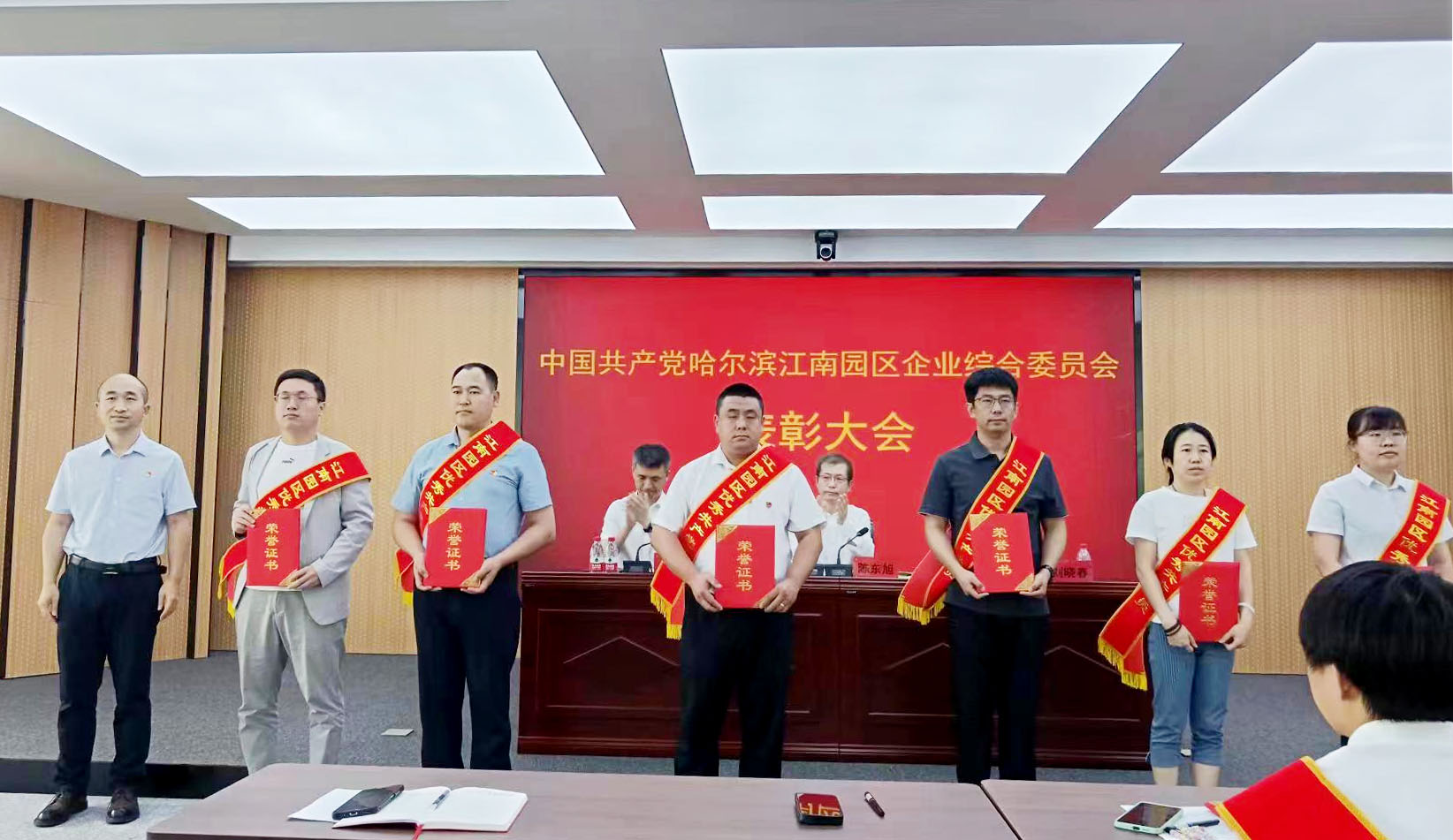 d473689f-bcd8-49bf-bdc3-4f74dff0fc35