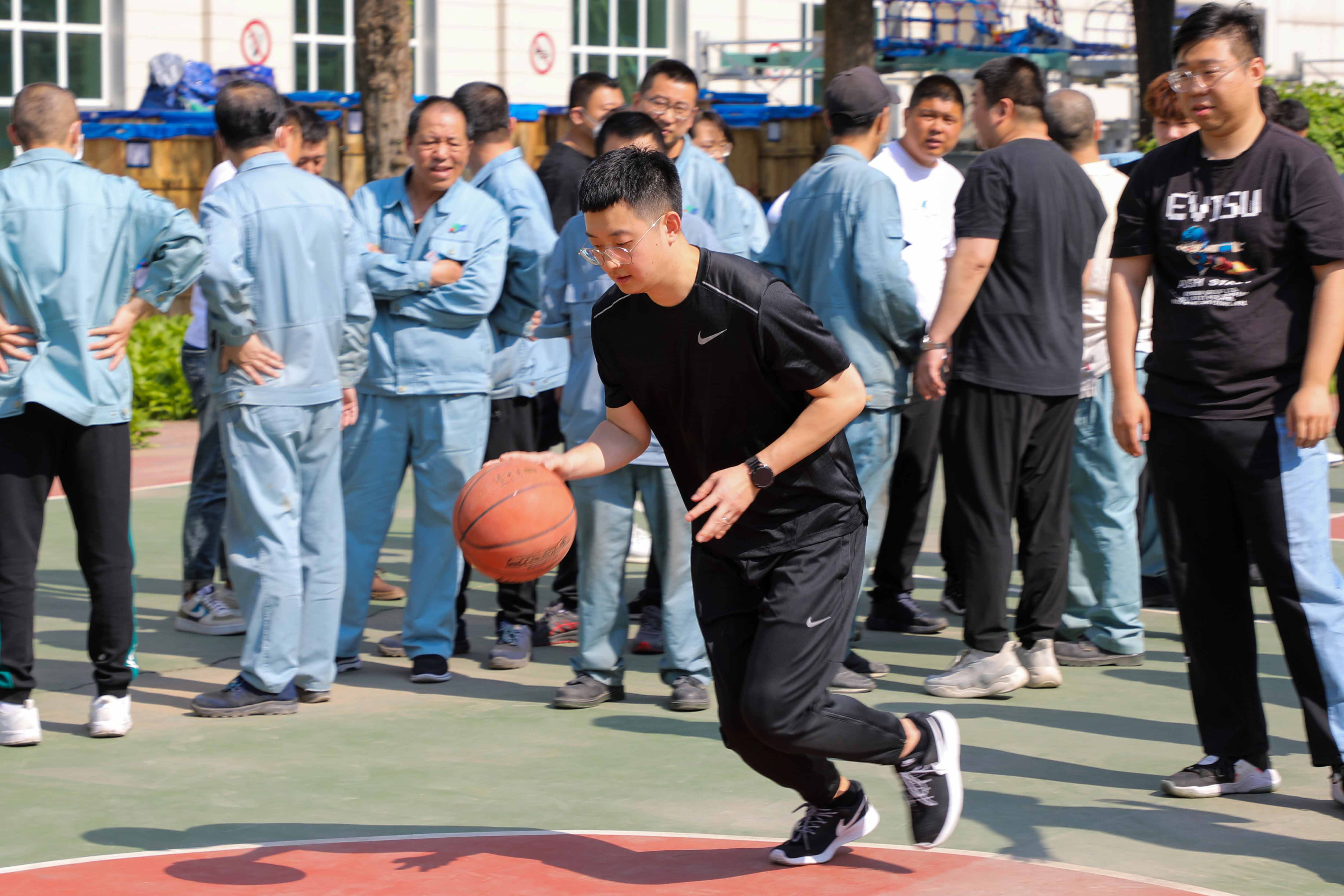 f78d8709-c838-4a4d-b90a-15f004203282